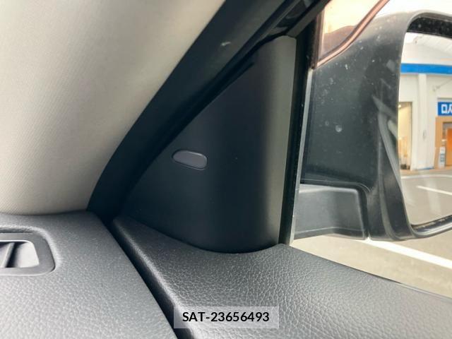 Nissan X-TRAIL 2015-08 7621554-22