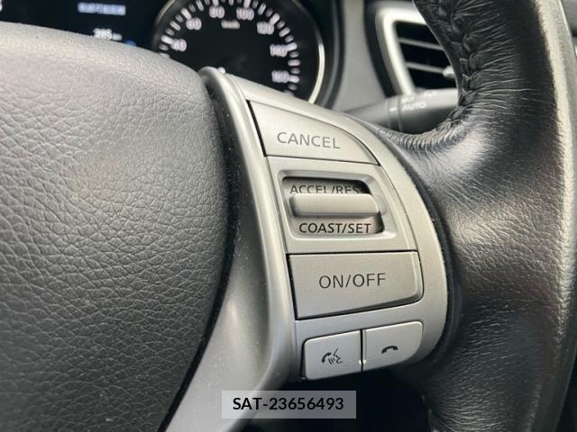 Nissan X-TRAIL 2015-08 7621554-23