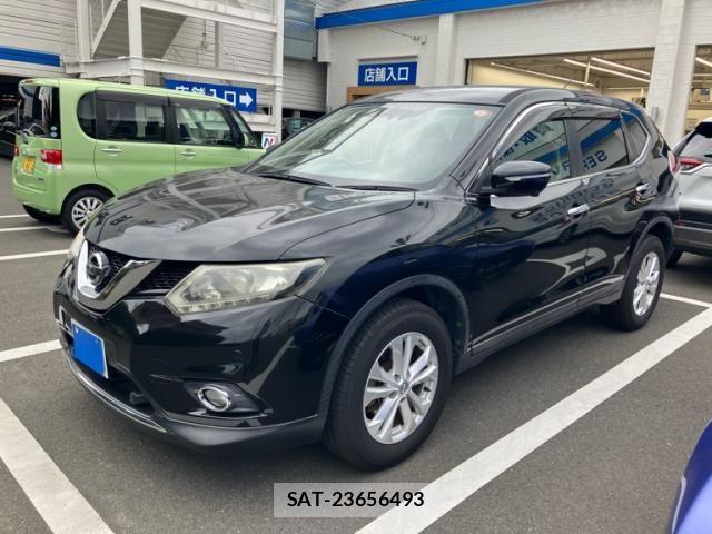 Nissan X-TRAIL 2015-08 7621554-2