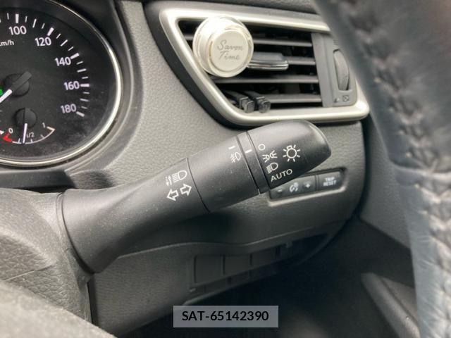 Nissan X-TRAIL 2015-07 7621556-11