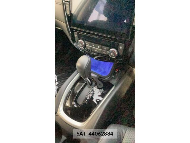 Nissan X-TRAIL 2020-01 7731013-11