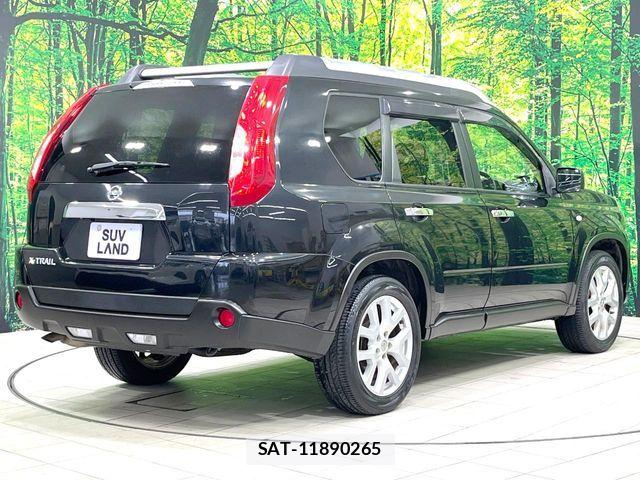 Nissan X-TRAIL 2012-06 7731056-16
