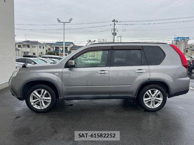 Nissan X-TRAIL 2012-02 7731066-15