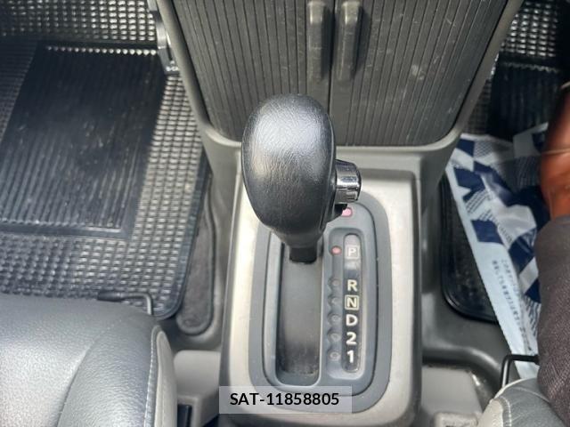 Nissan X-TRAIL 2005-09 7731079-21