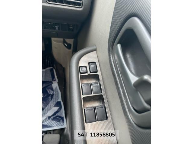 Nissan X-TRAIL 2005-09 7731079-24
