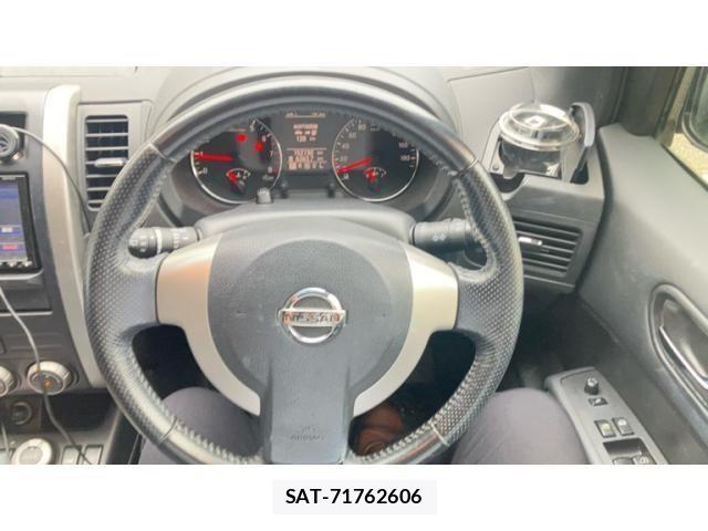 Nissan X-TRAIL 2011-09 7731081-17