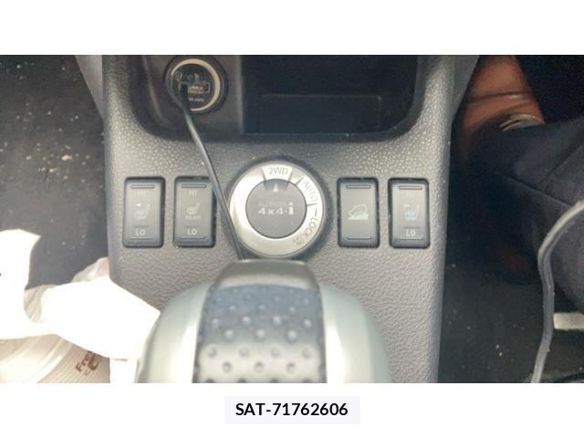 Nissan X-TRAIL 2011-09 7731081-21