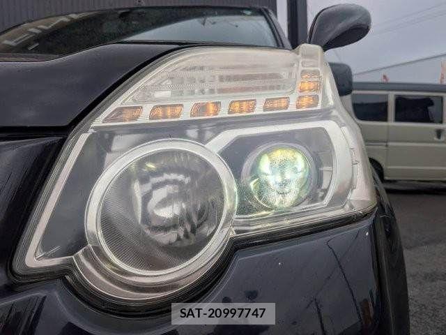 Nissan X-TRAIL 2011-06 7731057-15