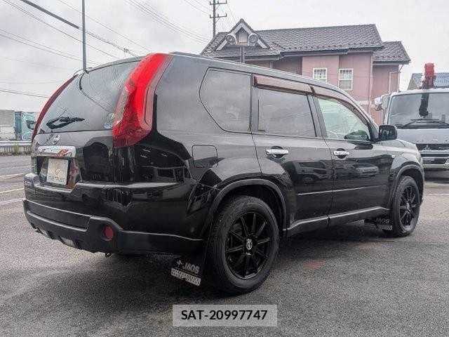 Nissan X-TRAIL 2011-06 7731057-21