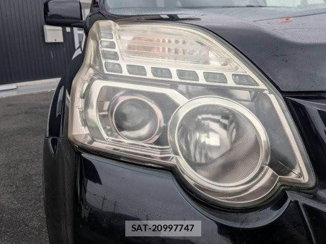 Nissan X-TRAIL 2011-06 7731057-26
