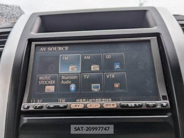 Nissan X-TRAIL 2011-06 7731057-5