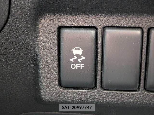 Nissan X-TRAIL 2011-06 7731057-7