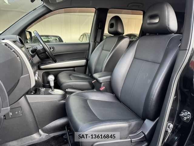 Nissan X-TRAIL 2011-12 7731058-25