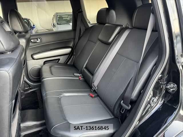 Nissan X-TRAIL 2011-12 7731058-26