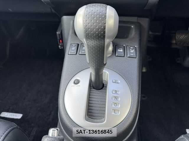 Nissan X-TRAIL 2011-12 7731058-29