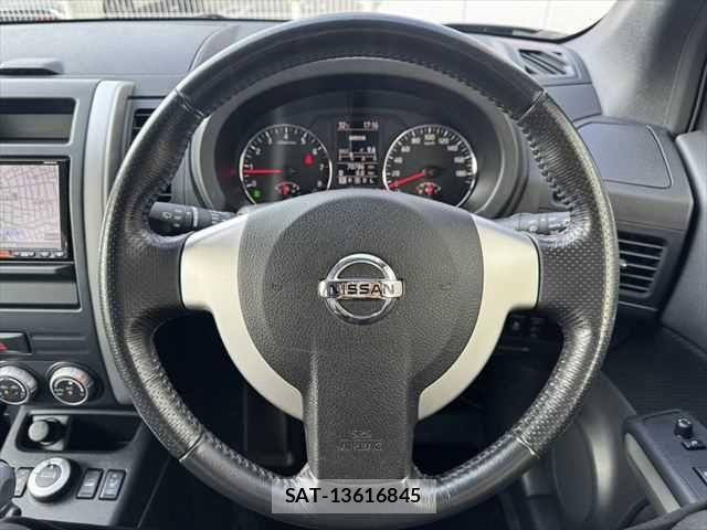 Nissan X-TRAIL 2011-12 7731058-7