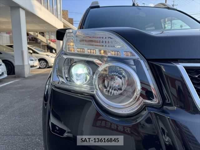 Nissan X-TRAIL 2011-12 7731058-8