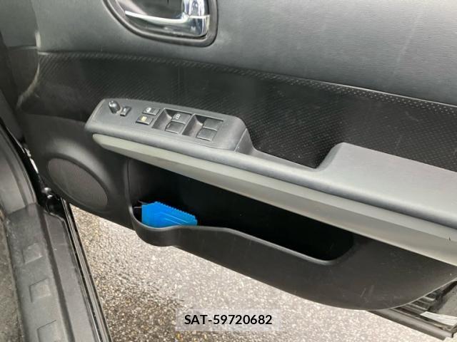 Nissan X-TRAIL 2012-04 7790725-15