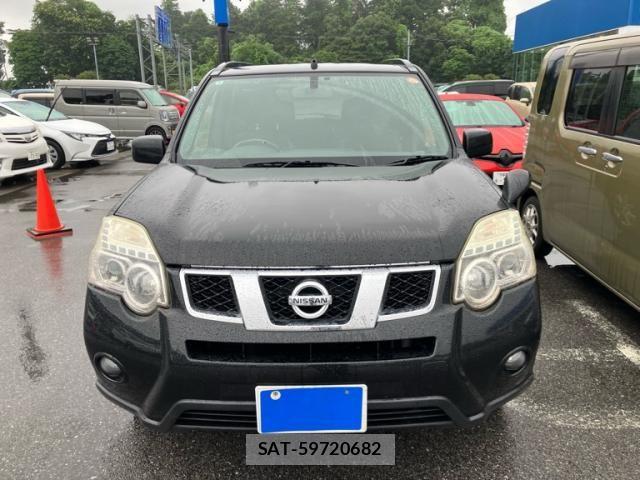 Nissan X-TRAIL 2012-04 7790725-1