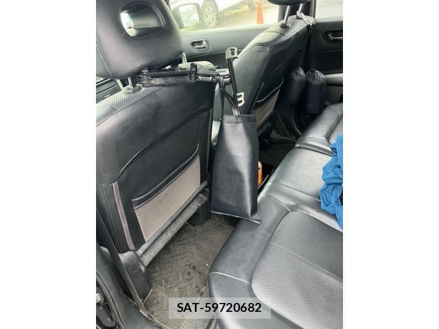 Nissan X-TRAIL 2012-04 7790725-23
