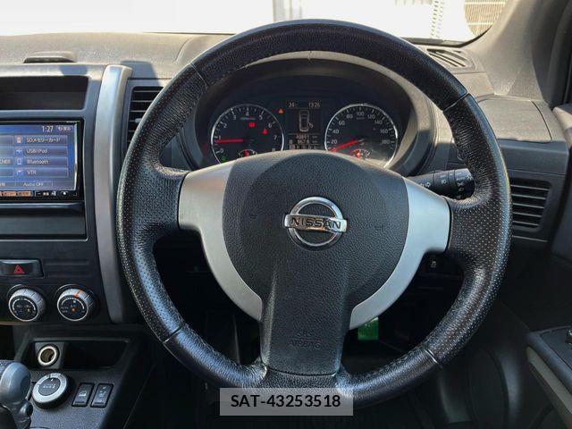 Nissan X-TRAIL 2013-01 7790735-10