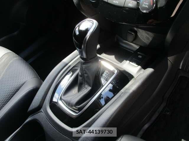 Nissan X-TRAIL 2020-12 7790757-10