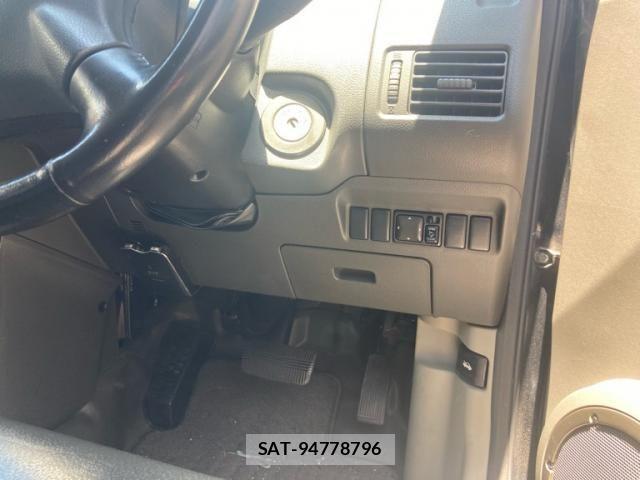 Nissan X-TRAIL 2004-07 7790721-12