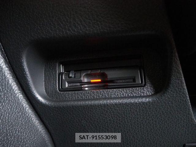 Nissan X-TRAIL 2013-08 7790739-18