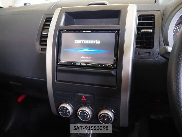 Nissan X-TRAIL 2013-08 7790739-27