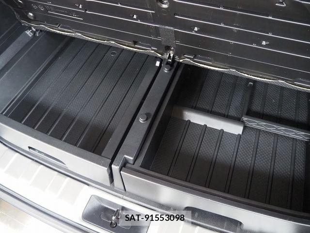 Nissan X-TRAIL 2013-08 7790739-28