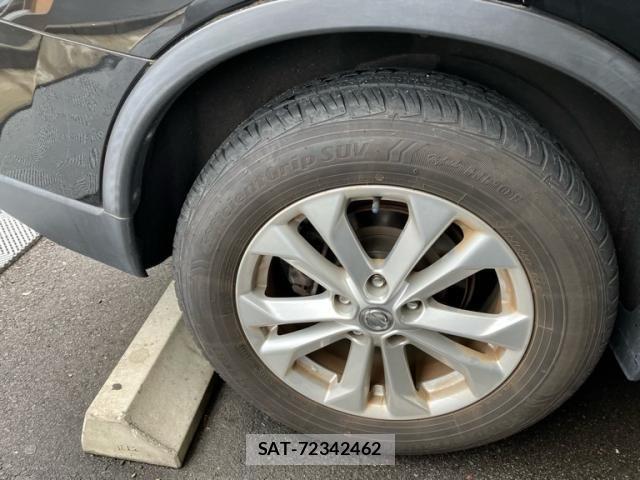 Nissan X-TRAIL 2016-10 7790734-11