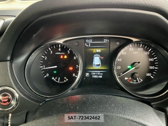 Nissan X-TRAIL 2016-10 7790734-22