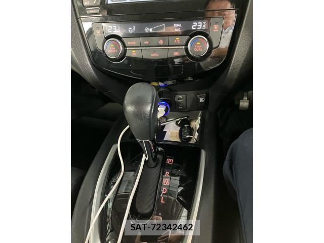 Nissan X-TRAIL 2016-10 7790734-27