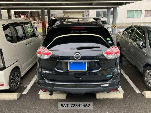 Nissan X-TRAIL 2016-10 7790734-4
