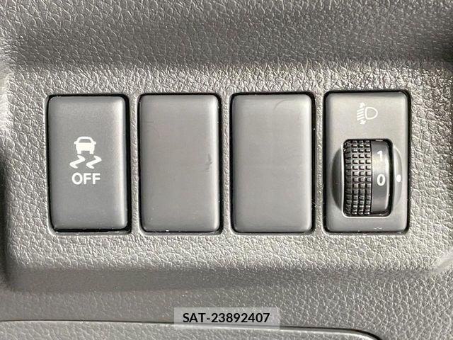 Nissan X-TRAIL 2012-07 7790737-7