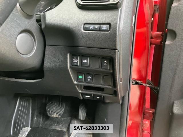 Nissan X-TRAIL 2019-08 7880699-22