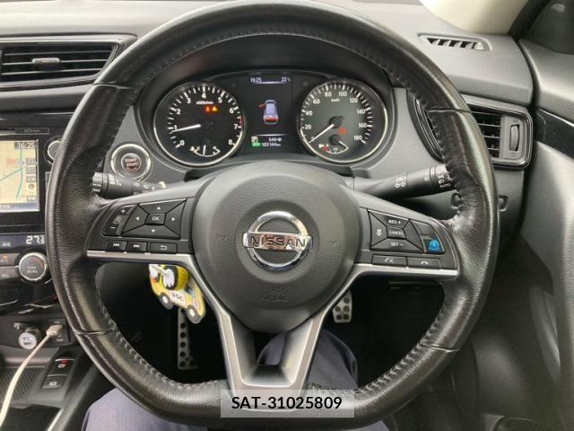Nissan X-TRAIL 2018-01 7880697-12