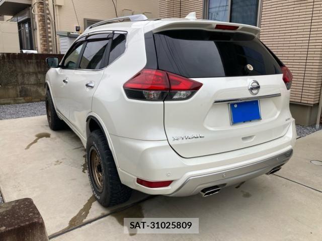 Nissan X-TRAIL 2018-01 7880697-3