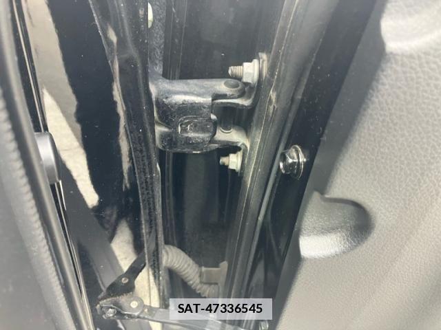 Nissan X-TRAIL 2014-01 7880718-29