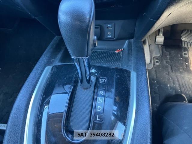 Nissan X-TRAIL 2016-07 7880728-22