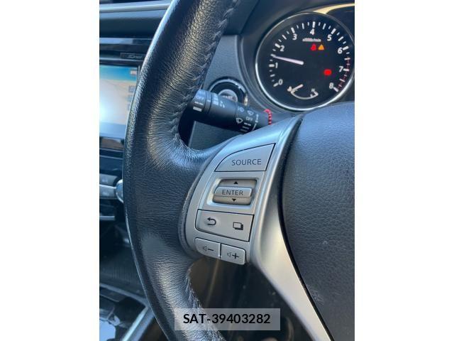 Nissan X-TRAIL 2016-07 7880728-24
