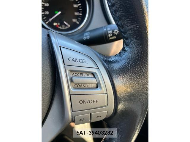 Nissan X-TRAIL 2016-07 7880728-25