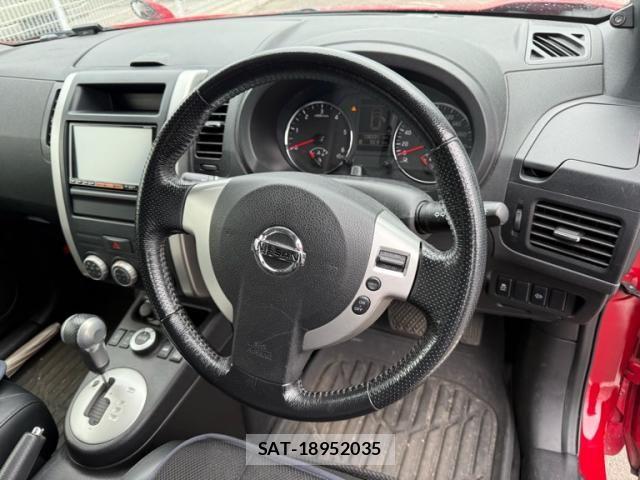 Nissan X-TRAIL 2012-08 7880730-11
