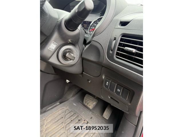 Nissan X-TRAIL 2012-08 7880730-13
