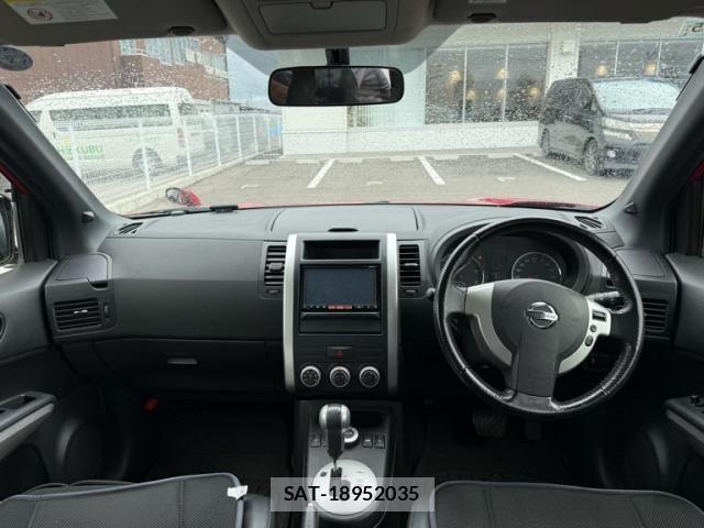 Nissan X-TRAIL 2012-08 7880730-16