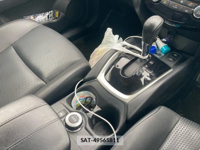 Nissan X-TRAIL 2019-08 7880701-13
