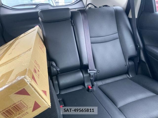 Nissan X-TRAIL 2019-08 7880701-19