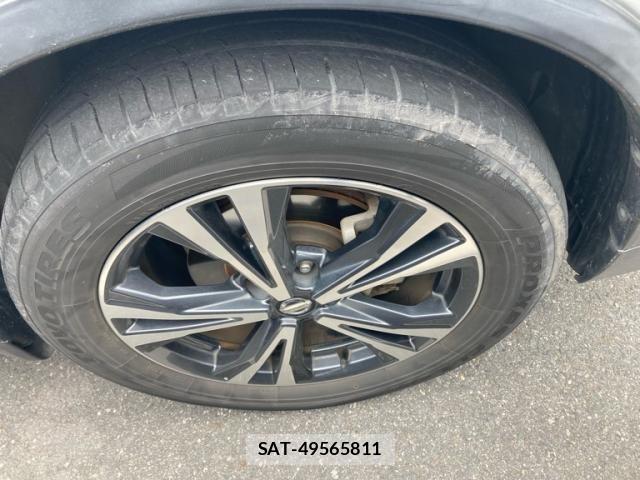 Nissan X-TRAIL 2019-08 7880701-3