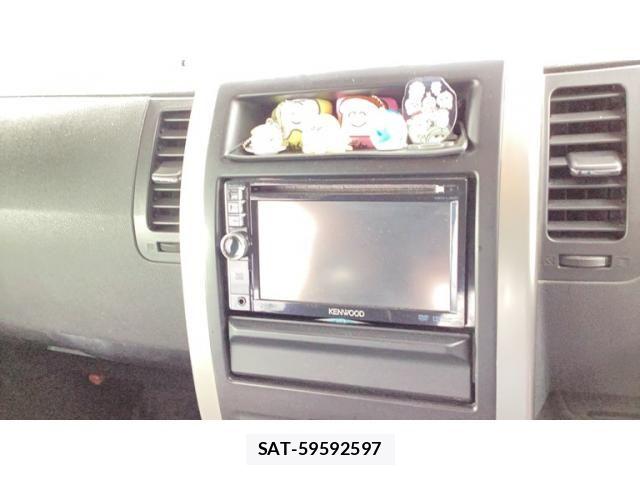 Nissan X-TRAIL 2011-10 7880725-10