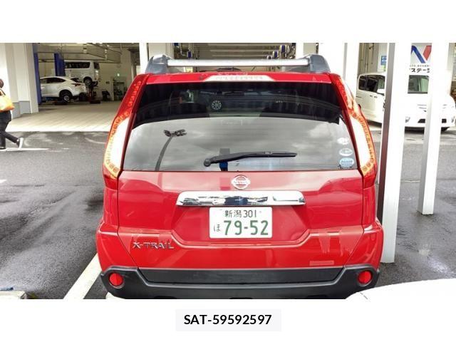Nissan X-TRAIL 2011-10 7880725-19